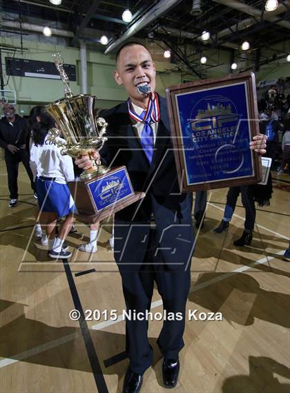 Thumbnail 3 in View Park vs. Los Angeles CES (CIF LA City Section D4 Final) photogallery.