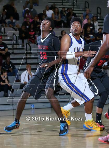 Thumbnail 3 in View Park vs. Los Angeles CES (CIF LA City Section D4 Final) photogallery.