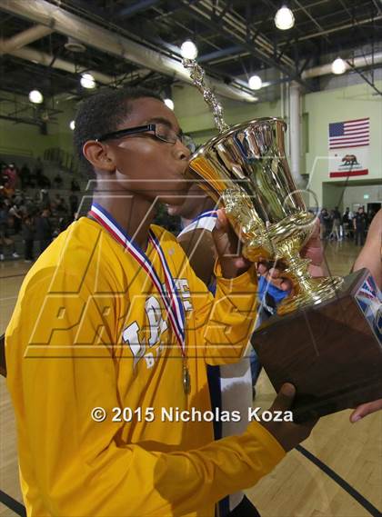 Thumbnail 1 in View Park vs. Los Angeles CES (CIF LA City Section D4 Final) photogallery.