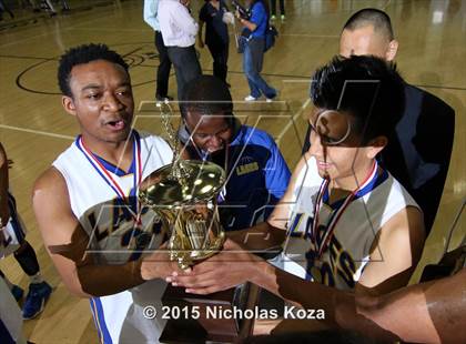 Thumbnail 2 in View Park vs. Los Angeles CES (CIF LA City Section D4 Final) photogallery.