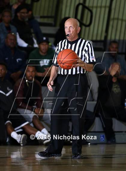 Thumbnail 3 in View Park vs. Los Angeles CES (CIF LA City Section D4 Final) photogallery.