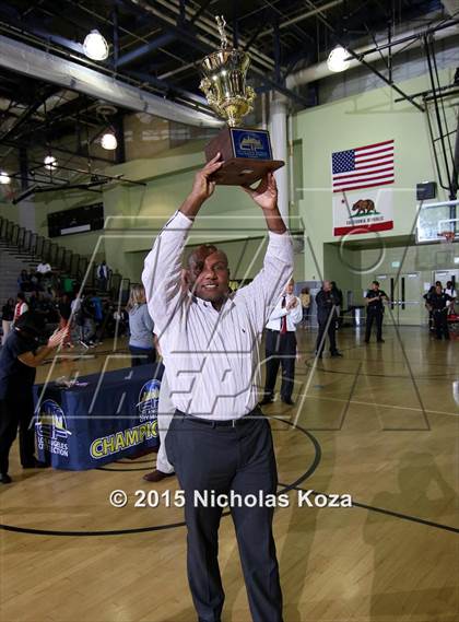 Thumbnail 1 in View Park vs. Los Angeles CES (CIF LA City Section D4 Final) photogallery.