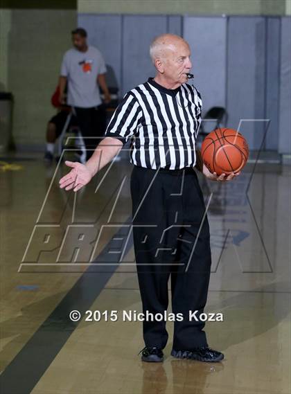 Thumbnail 2 in View Park vs. Los Angeles CES (CIF LA City Section D4 Final) photogallery.