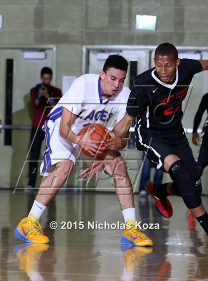 Thumbnail 1 in View Park vs. Los Angeles CES (CIF LA City Section D4 Final) photogallery.