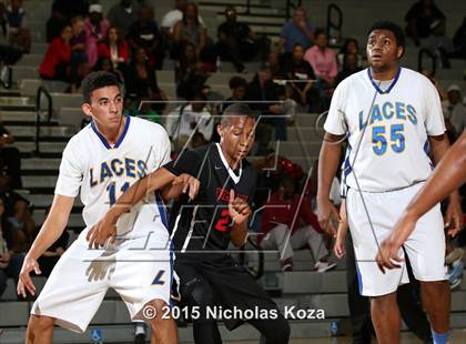Thumbnail 2 in View Park vs. Los Angeles CES (CIF LA City Section D4 Final) photogallery.