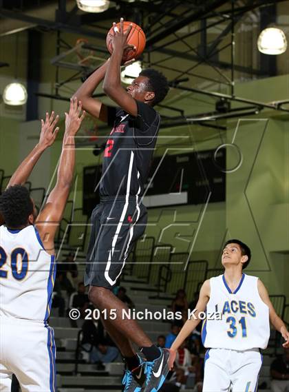 Thumbnail 1 in View Park vs. Los Angeles CES (CIF LA City Section D4 Final) photogallery.