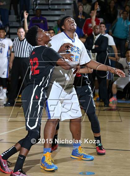 Thumbnail 1 in View Park vs. Los Angeles CES (CIF LA City Section D4 Final) photogallery.