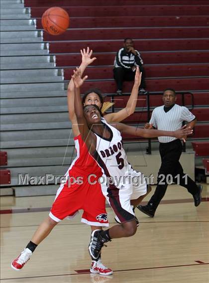 Thumbnail 2 in Atascocita vs. Round Rock (5A Region 2 Area Playoff) photogallery.