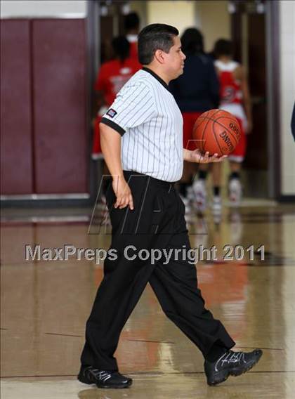 Thumbnail 2 in Atascocita vs. Round Rock (5A Region 2 Area Playoff) photogallery.