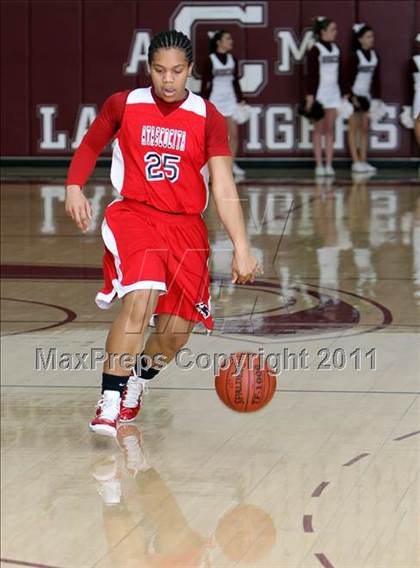 Thumbnail 3 in Atascocita vs. Round Rock (5A Region 2 Area Playoff) photogallery.