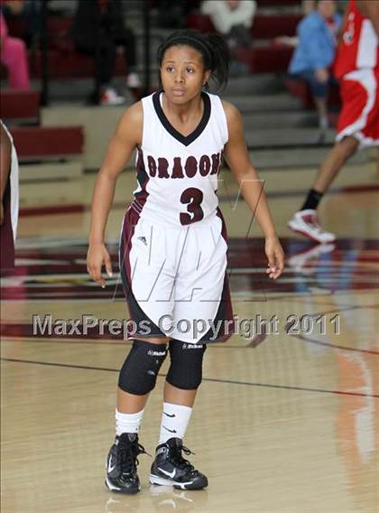 Thumbnail 2 in Atascocita vs. Round Rock (5A Region 2 Area Playoff) photogallery.