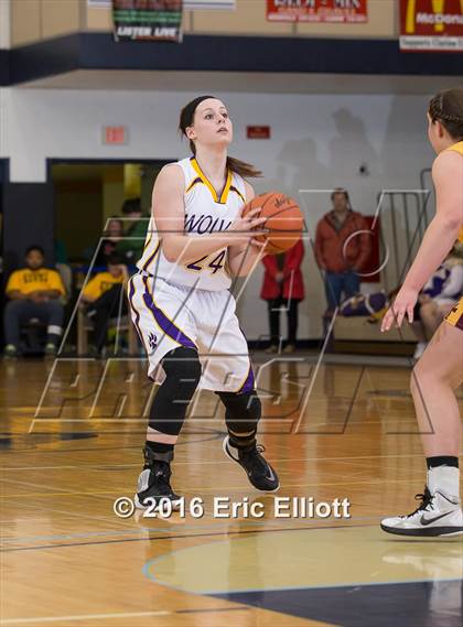 Thumbnail 3 in Elk County Catholic vs North Clarion (PIAA District IX A Semifinal) photogallery.
