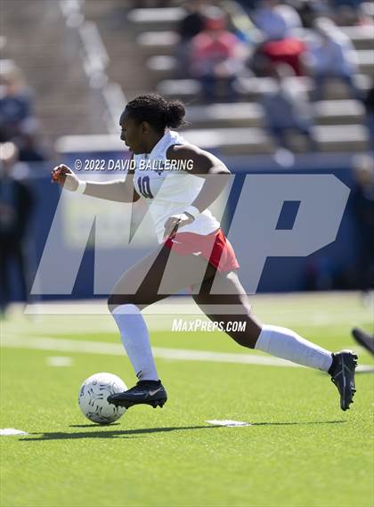 Thumbnail 2 in Southlake Carroll vs. Allen UIL 6A Regional Semifinal photogallery.