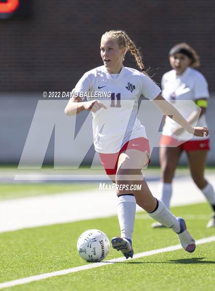 Thumbnail 3 in Southlake Carroll vs. Allen UIL 6A Regional Semifinal photogallery.