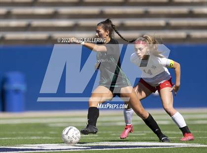 Thumbnail 3 in Southlake Carroll vs. Allen UIL 6A Regional Semifinal photogallery.