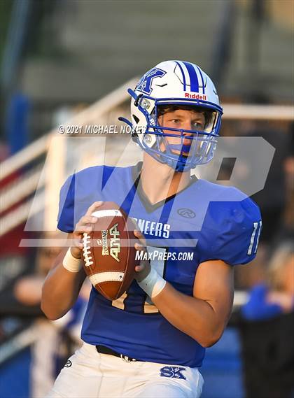 Thumbnail 3 in Beechwood @ Simon Kenton photogallery.