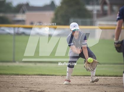 Thumbnail 3 in Elizabeth @ Northridge photogallery.