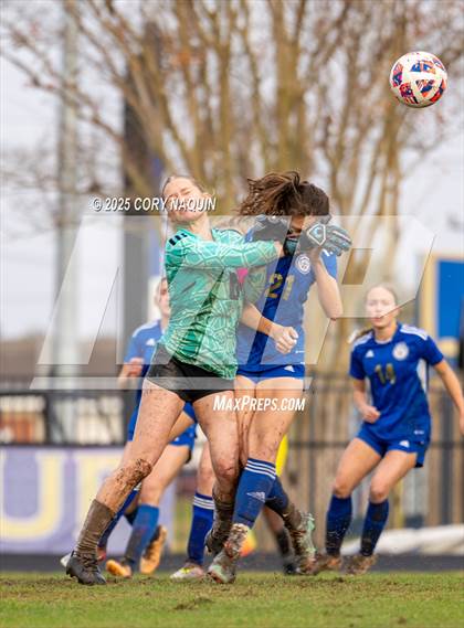 Thumbnail 2 in South Terrebonne @ Vandebilt Catholic photogallery.
