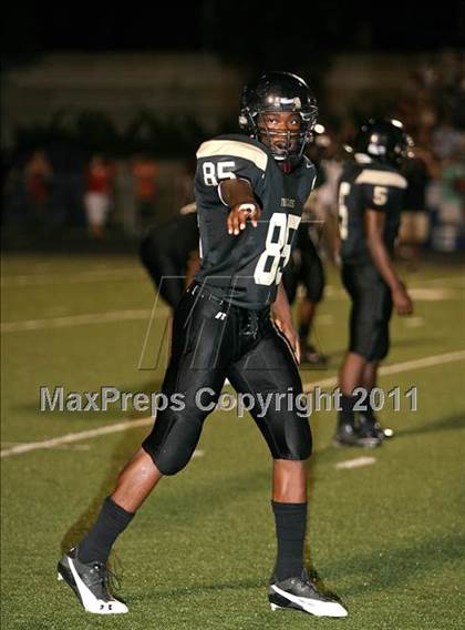 Thumbnail 1 in Memphis University vs. Millington Central photogallery.