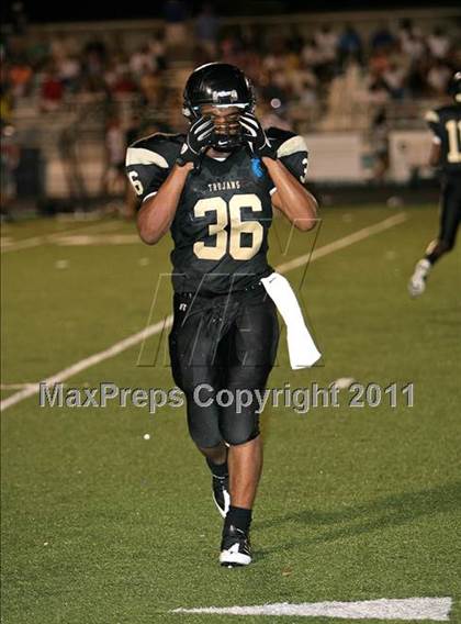 Thumbnail 2 in Memphis University vs. Millington Central photogallery.