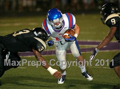 Thumbnail 3 in Memphis University vs. Millington Central photogallery.