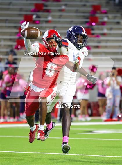 Thumbnail 1 in Cypress Springs @ Cypress Lakes photogallery.