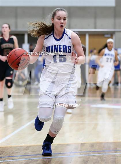 Thumbnail 2 in Viewmont vs Bingham (UHSAA 5A Quarterfinal) photogallery.