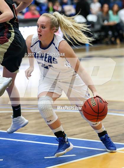 Thumbnail 2 in Viewmont vs Bingham (UHSAA 5A Quarterfinal) photogallery.