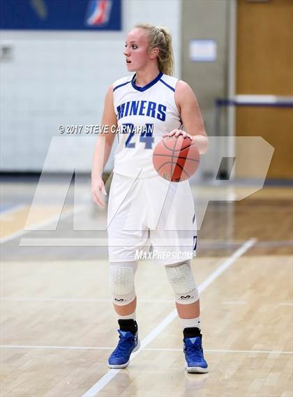 Thumbnail 3 in Viewmont vs Bingham (UHSAA 5A Quarterfinal) photogallery.