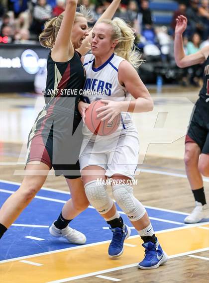 Thumbnail 1 in Viewmont vs Bingham (UHSAA 5A Quarterfinal) photogallery.