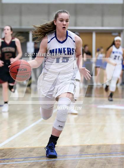 Thumbnail 1 in Viewmont vs Bingham (UHSAA 5A Quarterfinal) photogallery.