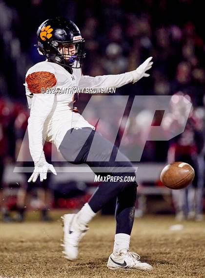 Thumbnail 2 in Arcata @ Winters (CIF 6-AA Northern Regional Final) photogallery.