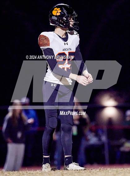 Thumbnail 1 in Arcata @ Winters (CIF 6-AA Northern Regional Final) photogallery.
