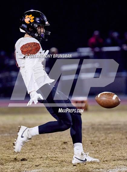 Thumbnail 1 in Arcata @ Winters (CIF 6-AA Northern Regional Final) photogallery.