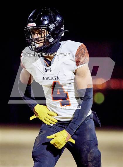Thumbnail 2 in Arcata @ Winters (CIF 6-AA Northern Regional Final) photogallery.