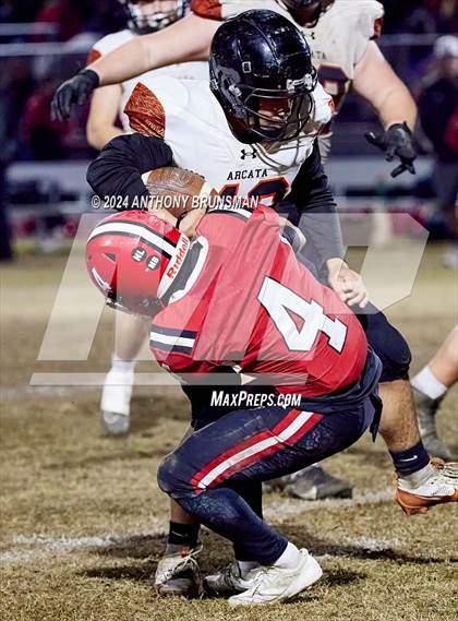 Thumbnail 3 in Arcata @ Winters (CIF 6-AA Northern Regional Final) photogallery.