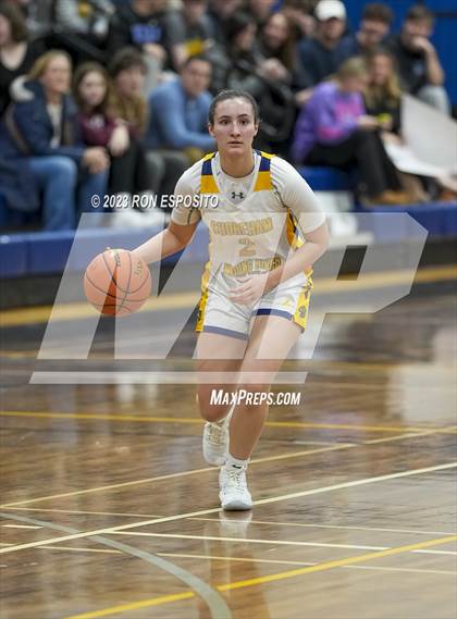 Thumbnail 2 in Shoreham-Wading River vs West Babylon (NYSPHSAA Section XI Class A Semifinal) photogallery.