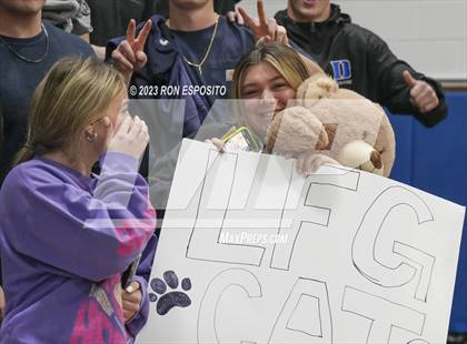 Thumbnail 1 in Shoreham-Wading River vs West Babylon (NYSPHSAA Section XI Class A Semifinal) photogallery.
