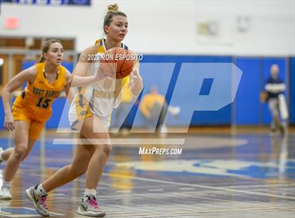 Thumbnail 2 in Shoreham-Wading River vs West Babylon (NYSPHSAA Section XI Class A Semifinal) photogallery.