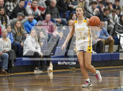 Thumbnail 3 in Shoreham-Wading River vs West Babylon (NYSPHSAA Section XI Class A Semifinal) photogallery.