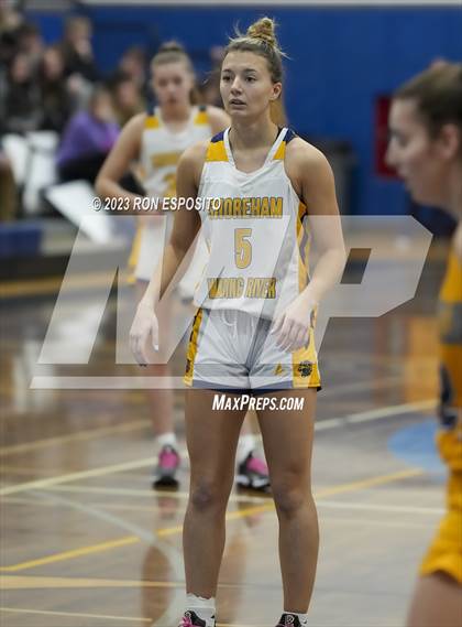 Thumbnail 1 in Shoreham-Wading River vs West Babylon (NYSPHSAA Section XI Class A Semifinal) photogallery.