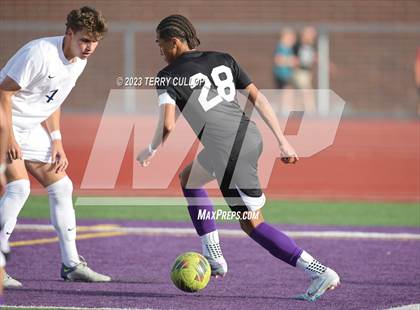 Thumbnail 2 in Lehi vs. Skyline (UHSAA 5A 2nd Round) photogallery.