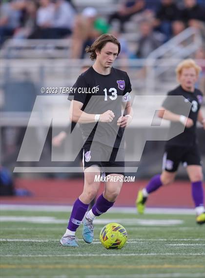 Thumbnail 2 in Lehi vs. Skyline (UHSAA 5A 2nd Round) photogallery.
