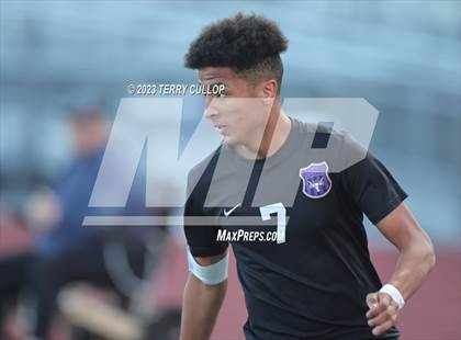 Thumbnail 2 in Lehi vs. Skyline (UHSAA 5A 2nd Round) photogallery.