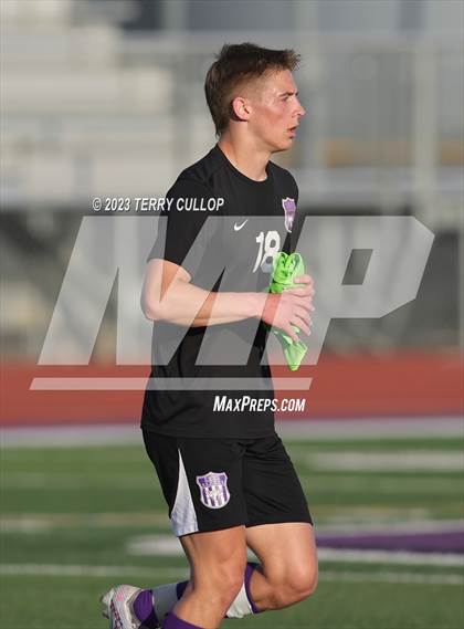 Thumbnail 2 in Lehi vs. Skyline (UHSAA 5A 2nd Round) photogallery.