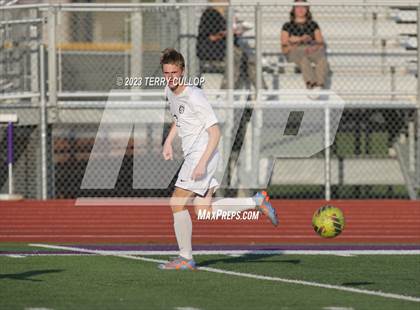 Thumbnail 1 in Lehi vs. Skyline (UHSAA 5A 2nd Round) photogallery.
