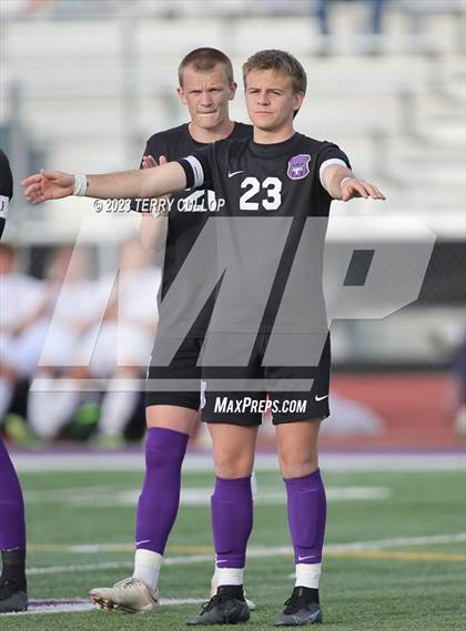 Thumbnail 2 in Lehi vs. Skyline (UHSAA 5A 2nd Round) photogallery.