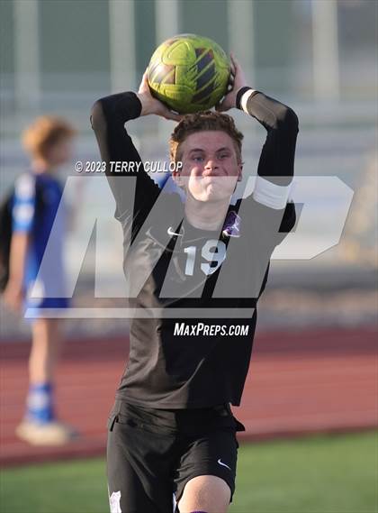 Thumbnail 1 in Lehi vs. Skyline (UHSAA 5A 2nd Round) photogallery.