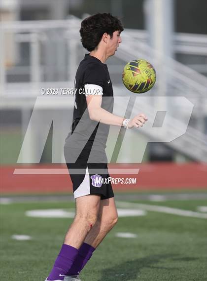 Thumbnail 1 in Lehi vs. Skyline (UHSAA 5A 2nd Round) photogallery.
