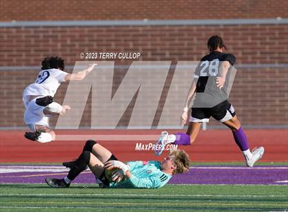 Thumbnail 2 in Lehi vs. Skyline (UHSAA 5A 2nd Round) photogallery.